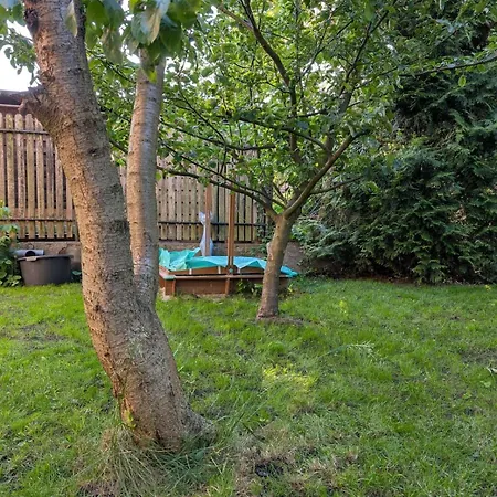 70m Mieszkanie W Domu Jednorodzinnym Do 8 Osob, Darmowy Parking, Atrakcje Dla Dzieci, Balkon, Duzy Ogrod דירה גדינייה