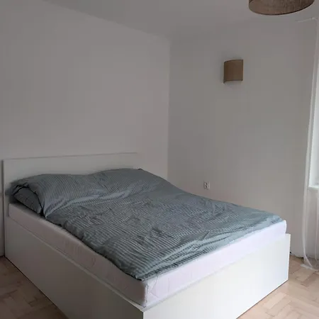 Apartment Gdyniapiotrkowska *