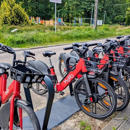 アパート 70m Mieszkanie W Domu Jednorodzinnym Do 8 Osob, Darmowy Parking, Atrakcje Dla Dzieci, Balkon, Duzy Ogrod