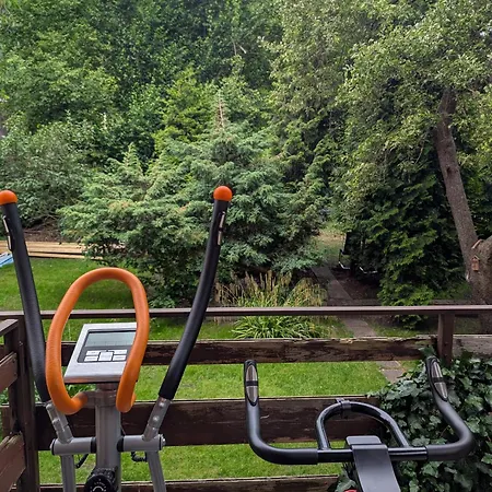 70m Mieszkanie W Domu Jednorodzinnym Do 8 Osob, Darmowy Parking, Atrakcje Dla Dzieci, Balkon, Duzy Ogrod דירה