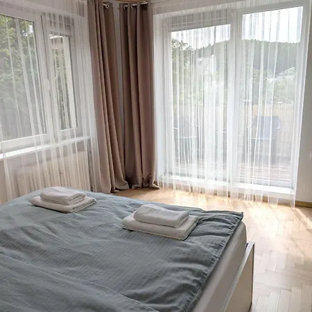 Appartement 70m Mieszkanie W Domu Jednorodzinnym Do 8 Osob, Darmowy Parking, Atrakcje Dla Dzieci, Balkon, Duzy Ogrod Gdynia