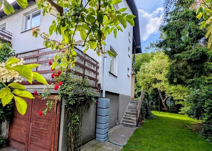 70m Mieszkanie W Domu Jednorodzinnym Do 8 Osob, Darmowy Parking, Atrakcje Dla Dzieci, Balkon, Duzy Ogrod *